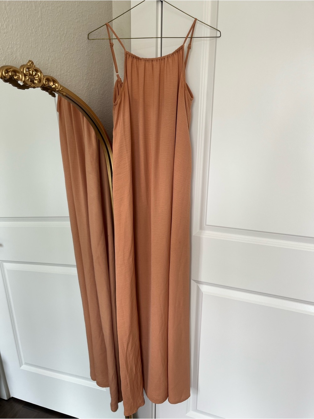 Open Low-back Spaghetti-Strap Terracotta Maxi Dress - Picture 8 of 8